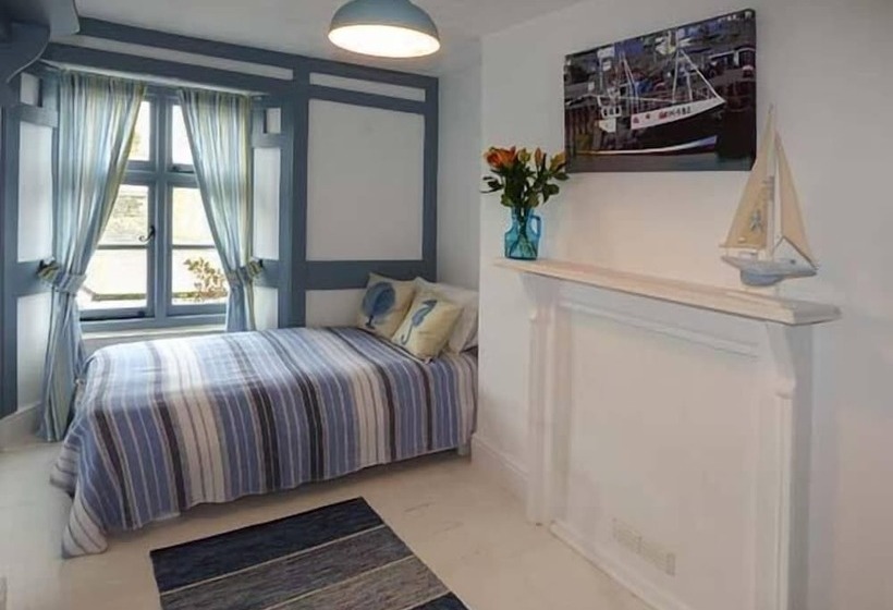 Blue Harbour Cottage