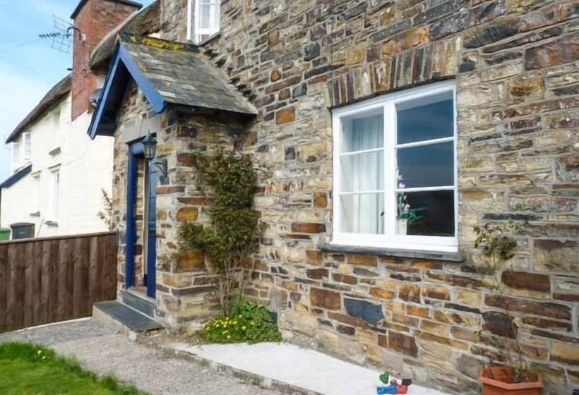 Buckinghams Leary Farm Cottage