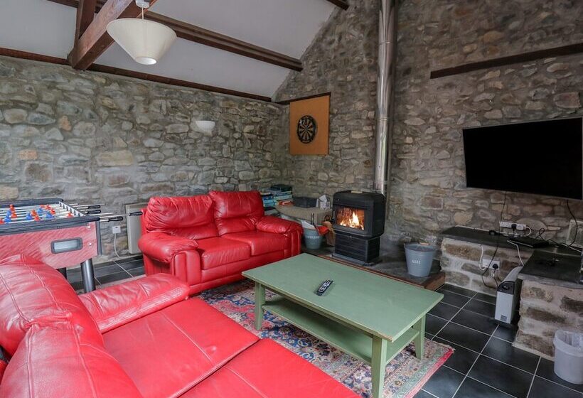 Byrdir Cottage