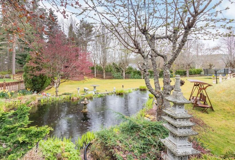 Dunstaffnage Cottage