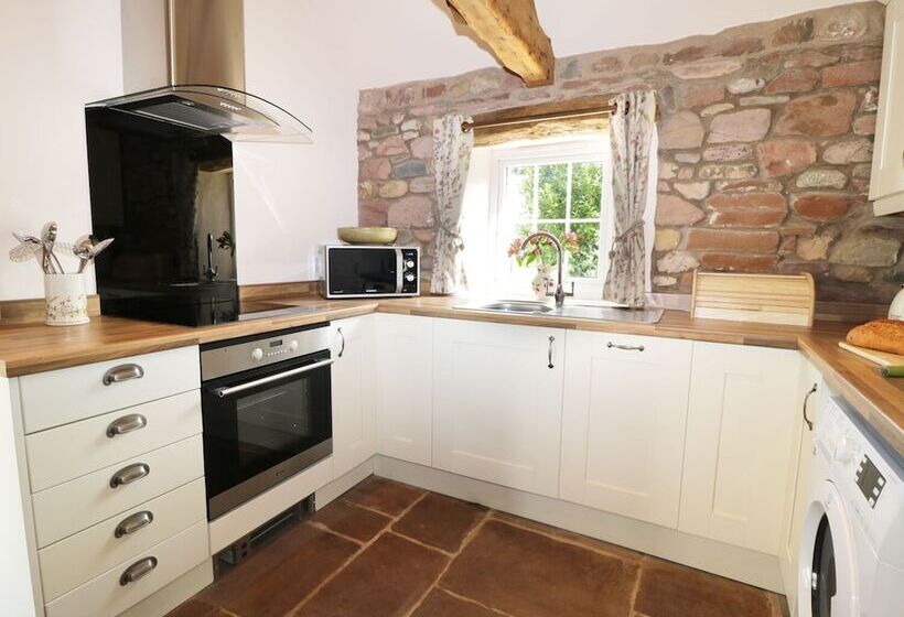 Faraway Cottage