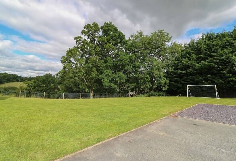 Foxes Meadow