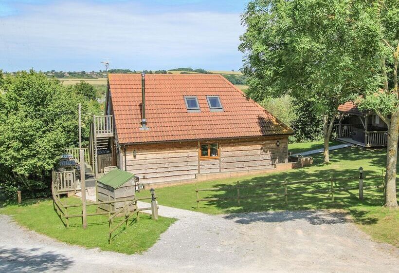 Hazel Lodge