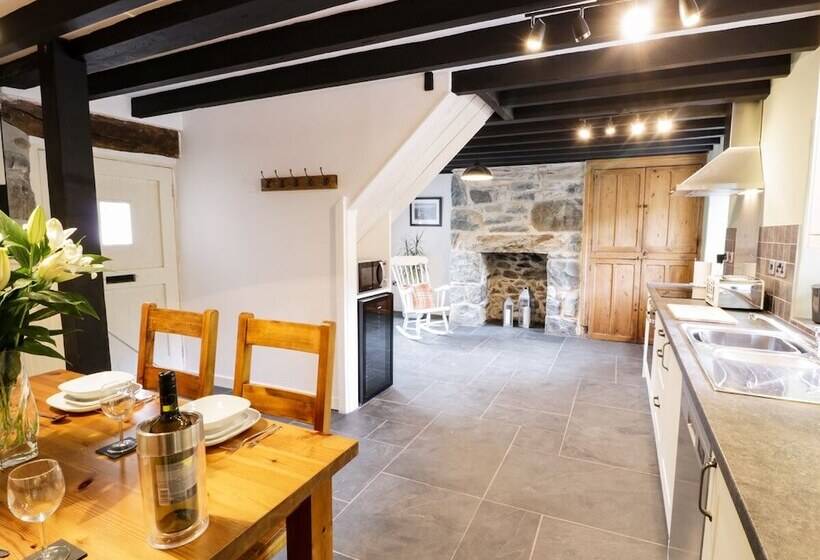 Hen Gelligemlyn The Annexe