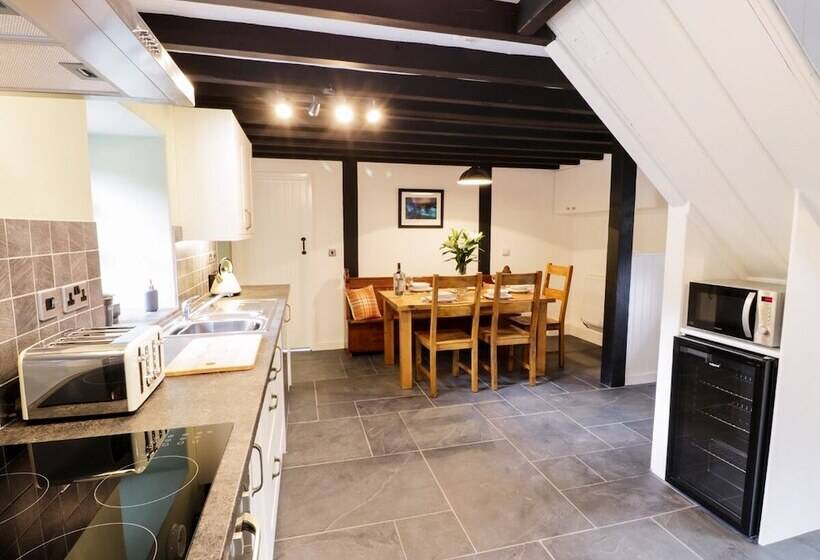 Hen Gelligemlyn The Annexe