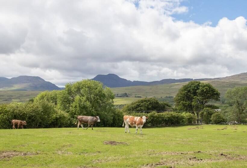 Hendre Cottage