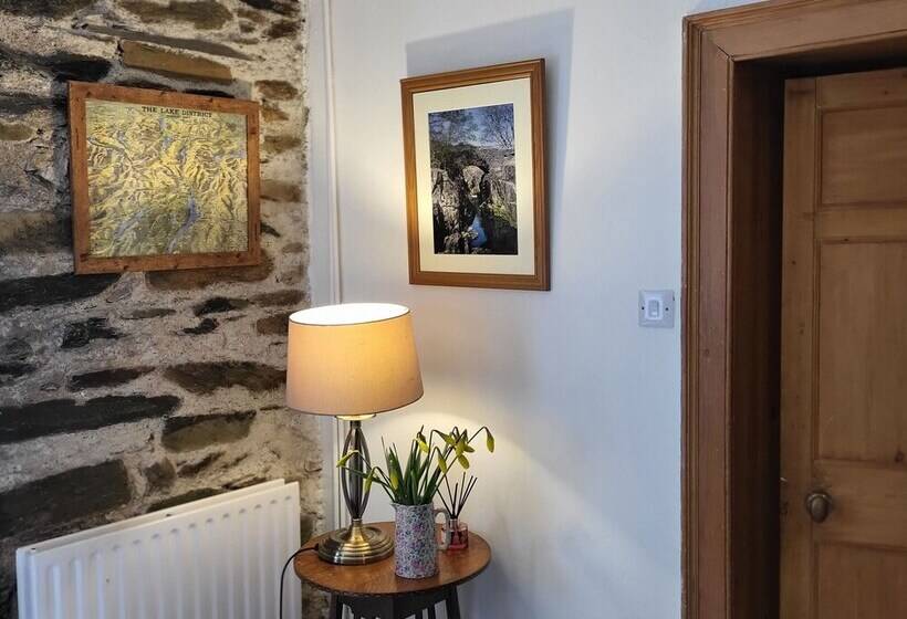 High Kiln Bank Cottage