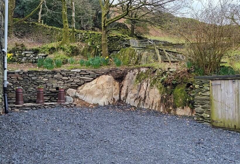 High Kiln Bank Cottage