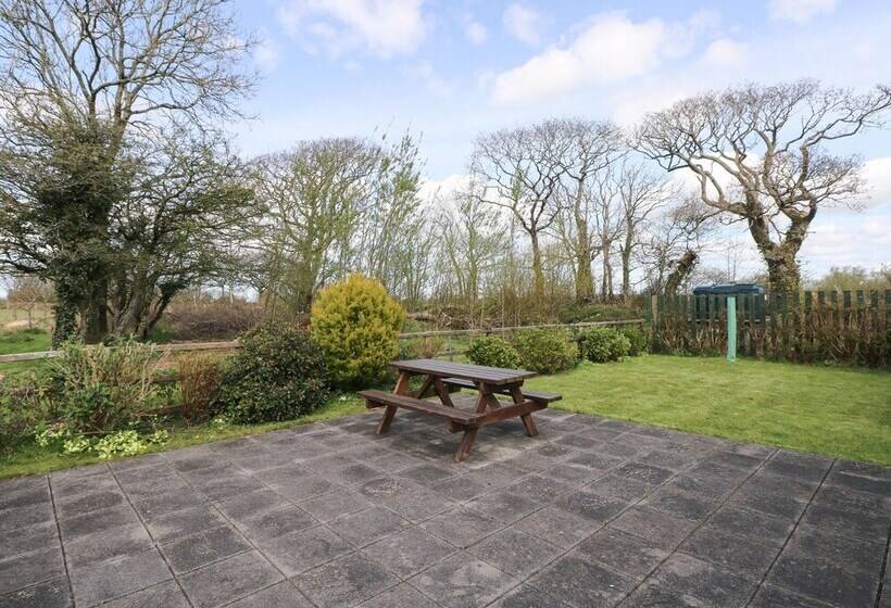 Hill Top Farm Cottage