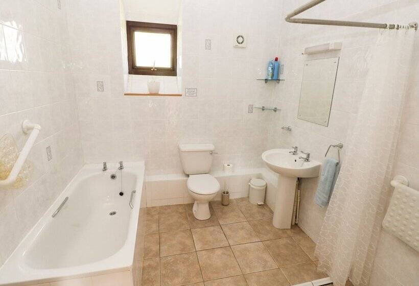 Hill Top Farm Cottage