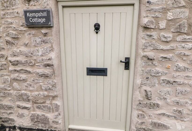 Kempshill Cottage