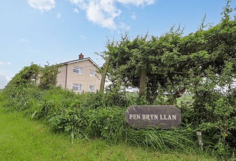 Pen Bryn Llan
