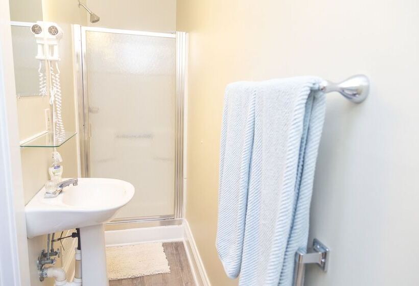 Red Rose Inn Bed & Breakfast