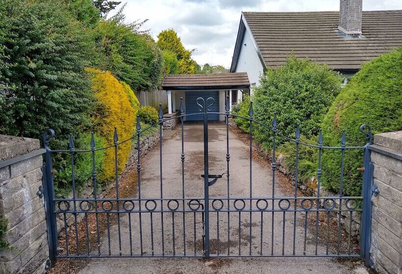 Silverdale Mount