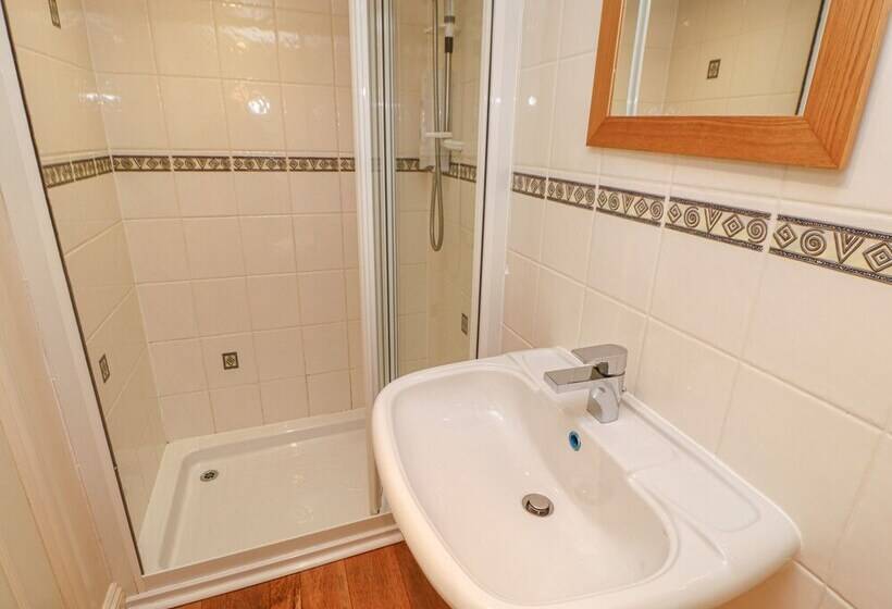 The Annex   Eden House