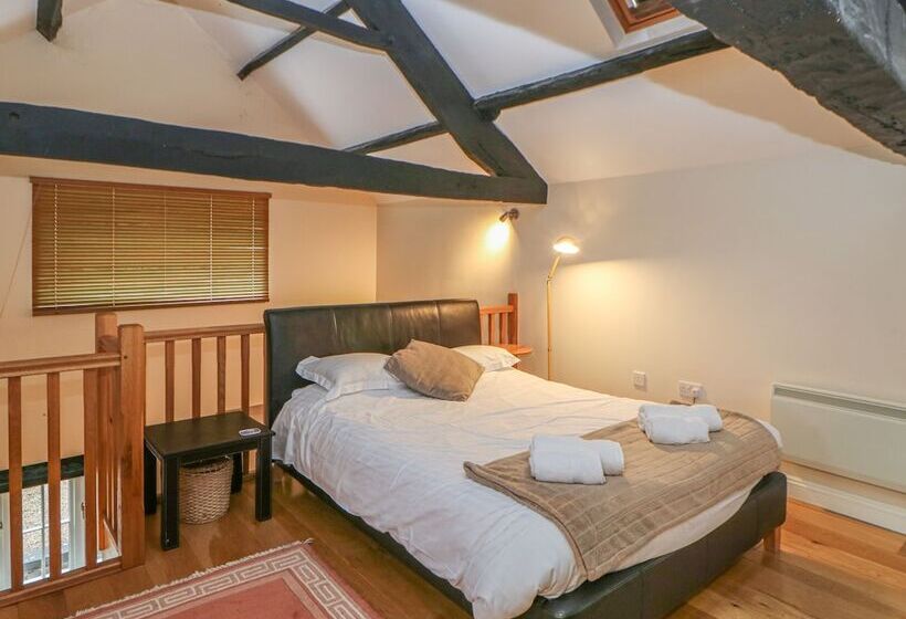 The Annex   Eden House