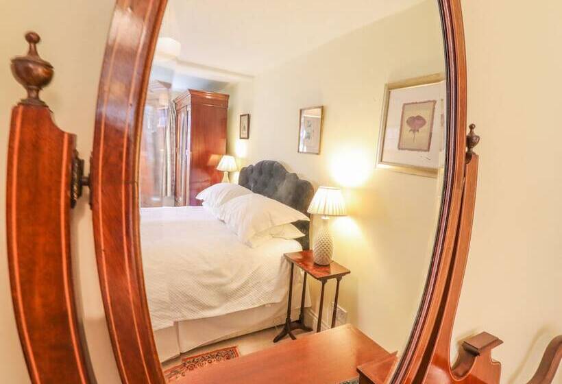 The Garden Flat At Holbecks House