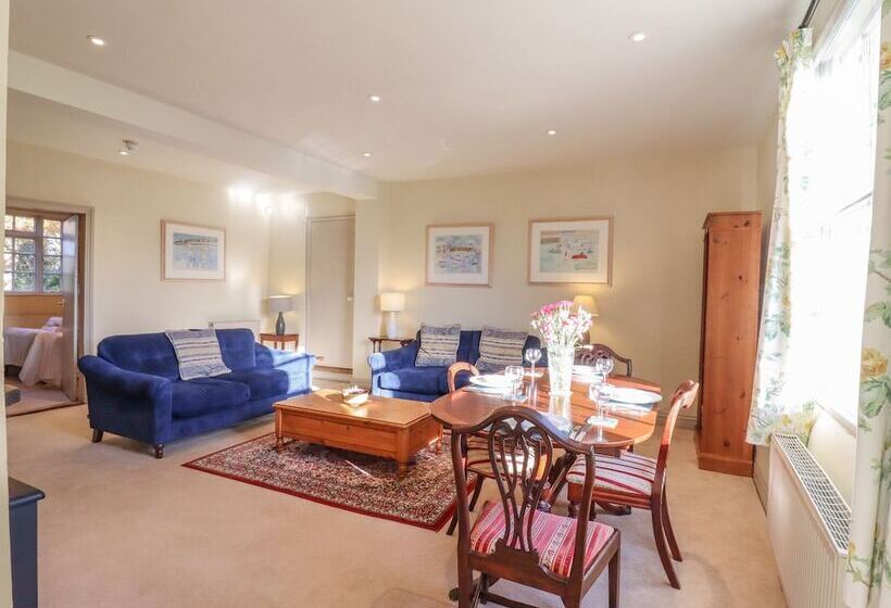 The Garden Flat At Holbecks House