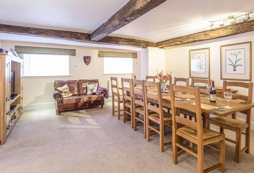 The Maltster's House