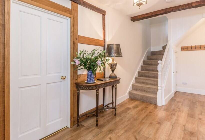 The Maltster's House