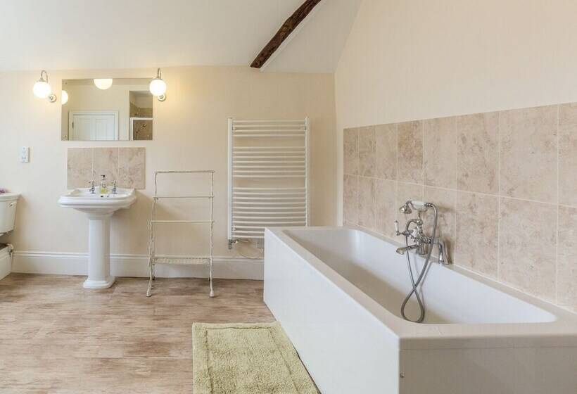 The Maltster's House