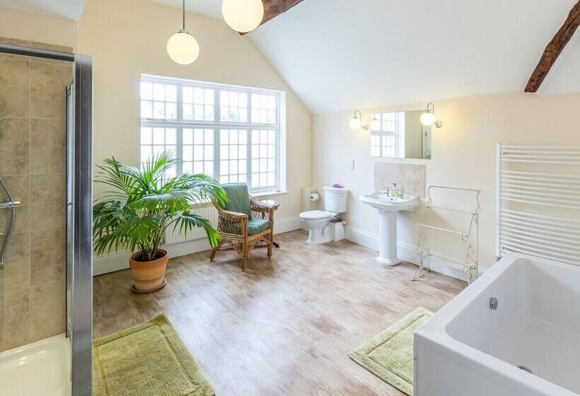 The Maltster's House