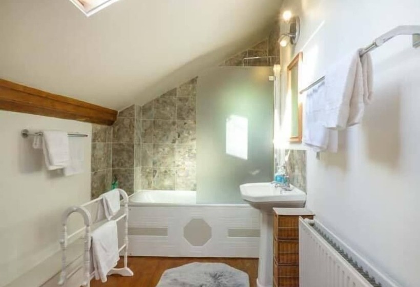 The Old School House