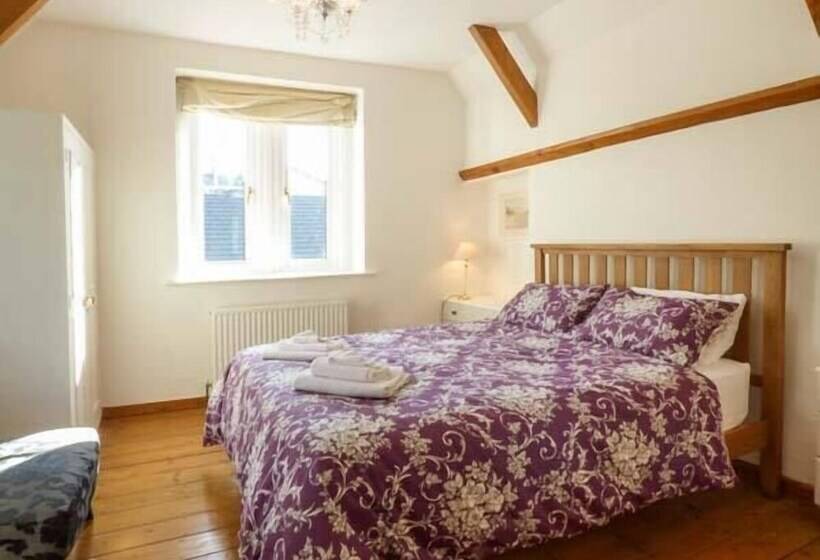 The Old School House