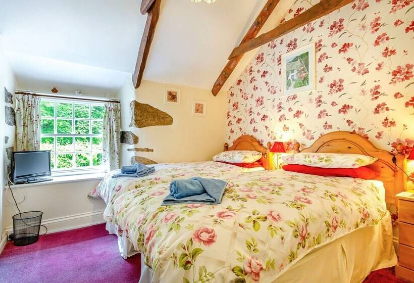 Westside Cottage