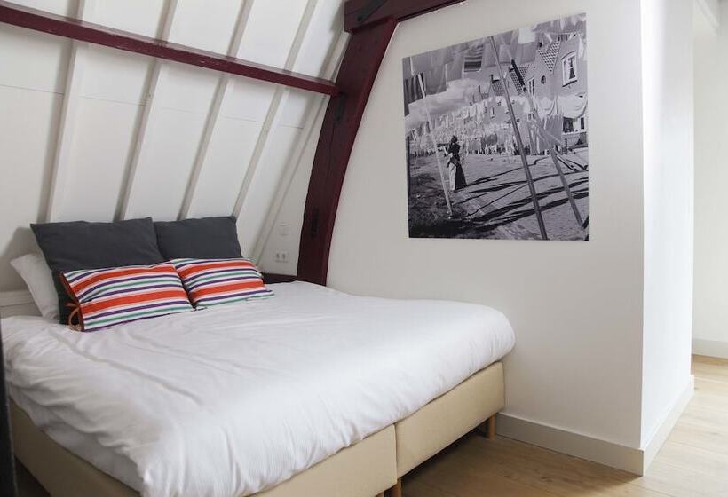 فندق صغير Hello I M Local