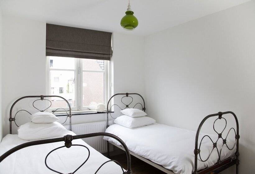 فندق صغير Hello I M Local