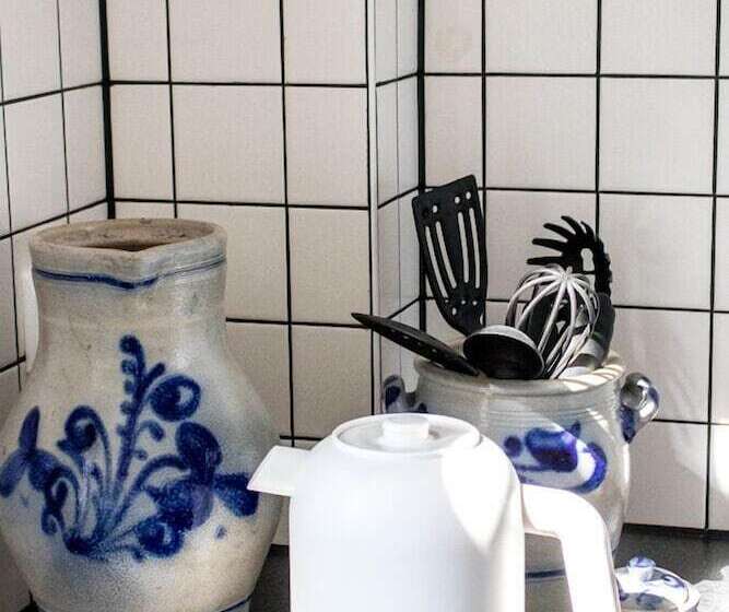 فندق صغير Hello I M Local