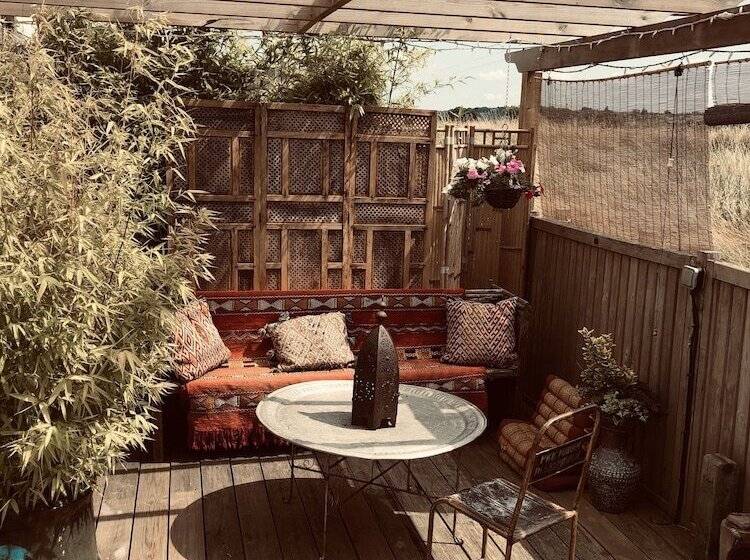 Bed and Breakfast Driftwood Beach House