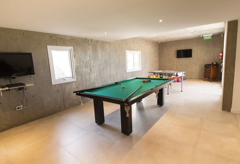 Cafila Boutique Apartments & Spa