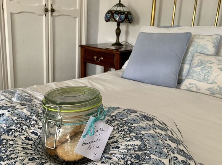 Castleview Bed & Breakfast