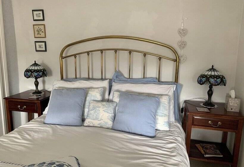 Castleview Bed & Breakfast