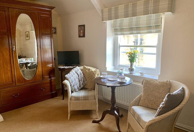 Castleview Bed & Breakfast