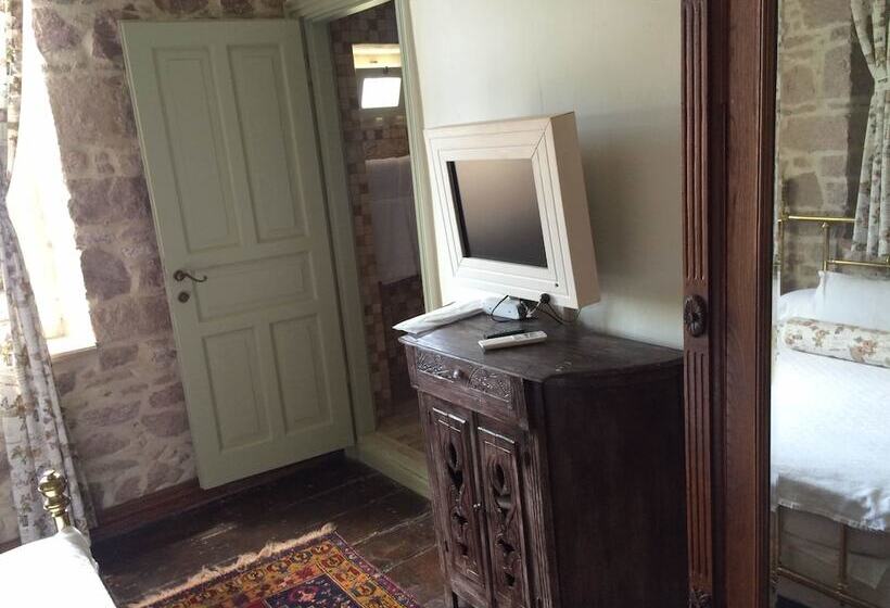 Cunda Has Konak Otel