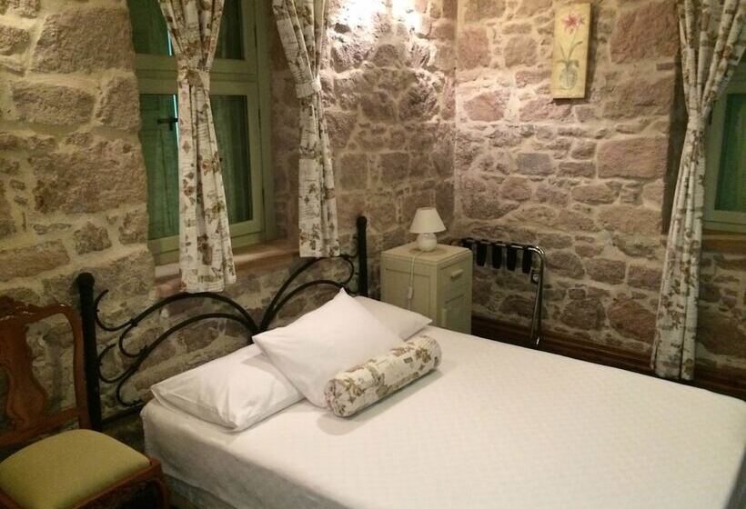 Cunda Has Konak Otel