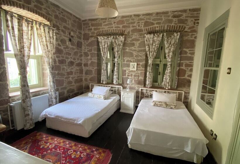 Cunda Has Konak Otel