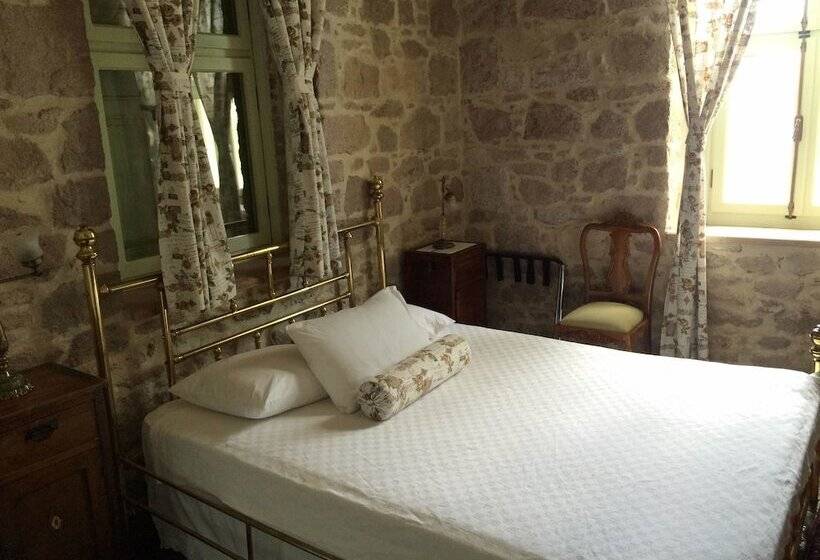 Cunda Has Konak Otel