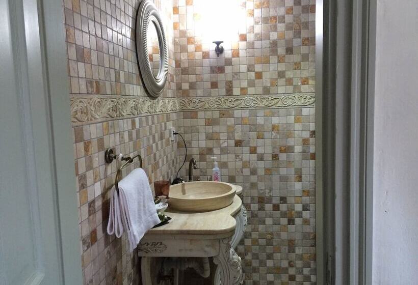 Cunda Has Konak Otel