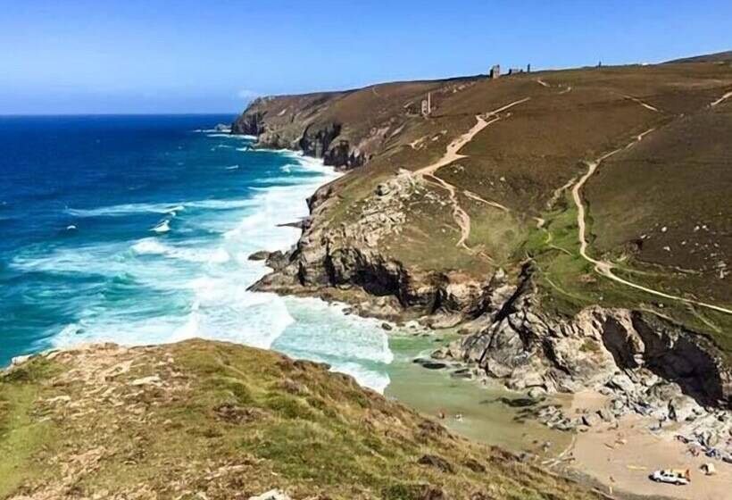 Five Elements Cottage