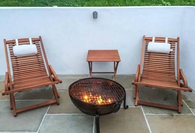 Five Elements Cottage