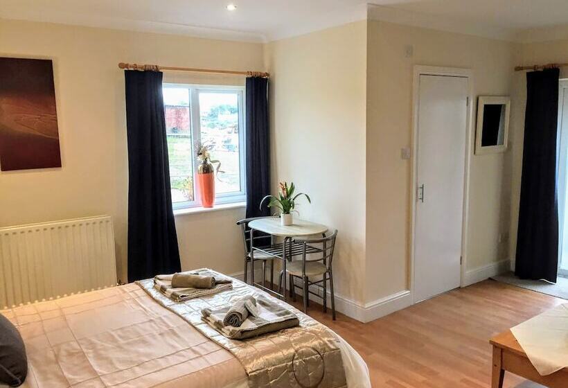 Hogwarts Bed And Continental Breakfast