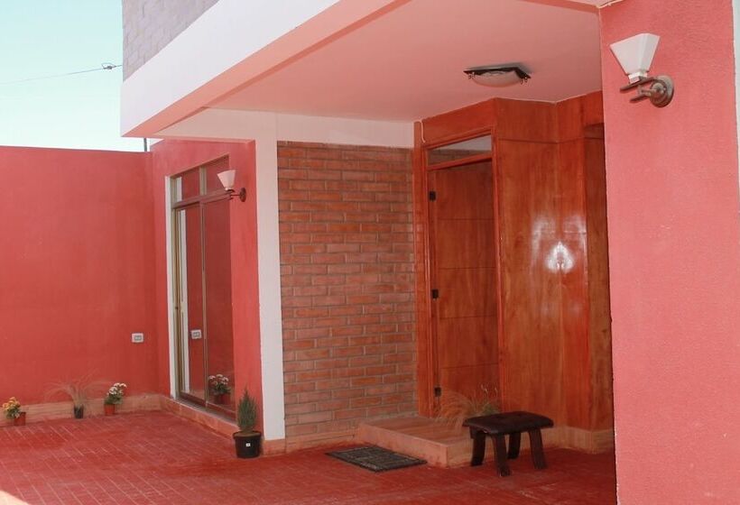Hostal Las Acacias