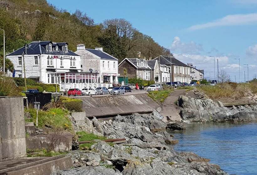 פונדק The Osborne