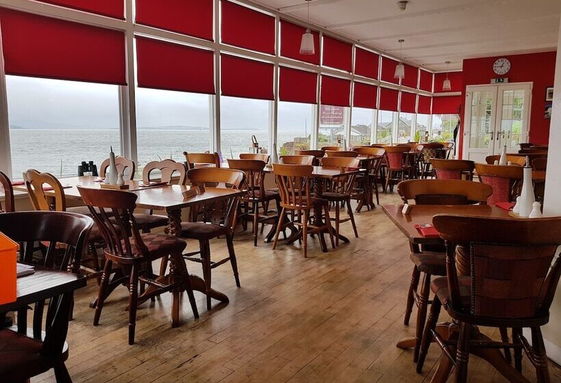 פונדק The Osborne