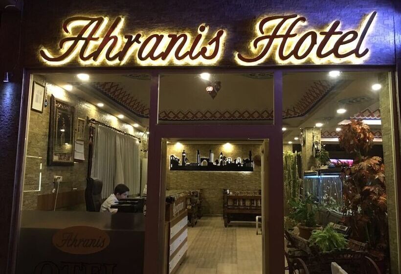 هتل Ahranis
