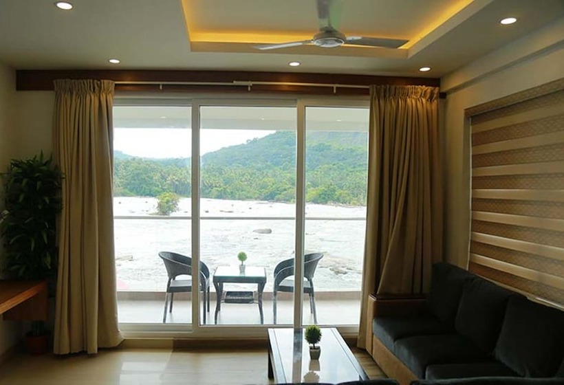 בית מלון כפרי Athirapilly River Resort